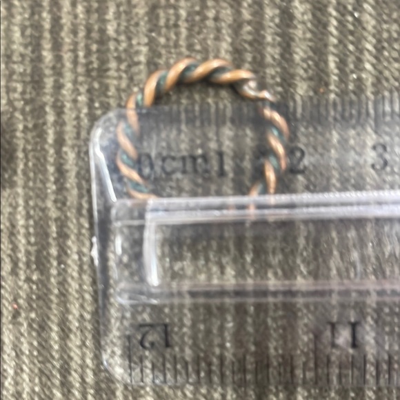 Twisted Copper Rings Rope Design - Picture 4 of 5